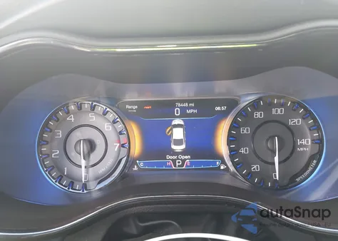 2015 Chrysler 200 S z USA, uszkodzony, nr VIN 1C3CCCBGXFN551536